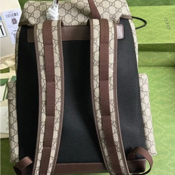 Gucci Beige Backpack with Red and Green Accents - Picture 2 of 4